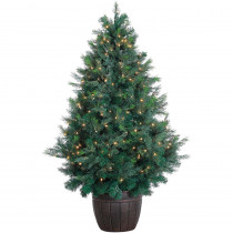 Fraser Hill Farm 5 ft. Pre-lit LED Northern Cedar Artificial Christmas Tree with 300 Clear Lights and EZ Connect