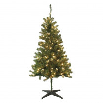 Home Accents Holiday 5 ft. Wood Trail Pine Artificial Christmas Tree with 200 Clear Lights
